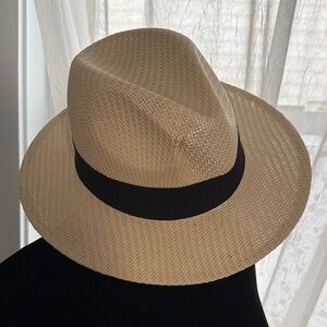 Source Unknown Tan Fedora Hat with Black Band